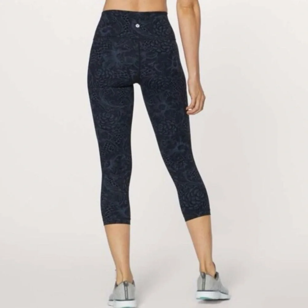 Lululemon Wunder Under Hi-Rise Crop Nouveau Mach Blue Black